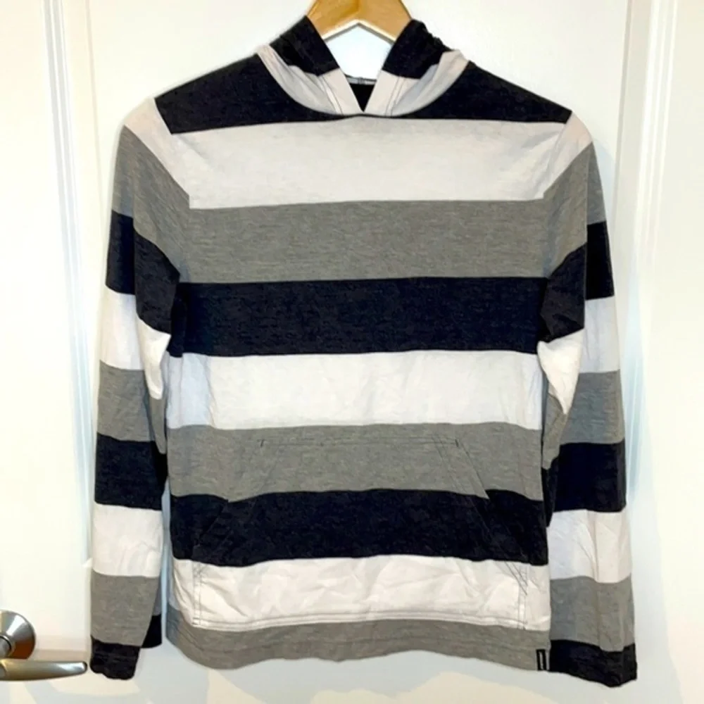 HAWK | Youth Size (18-20) XL Striped Long Sleeve Shirt with Hood